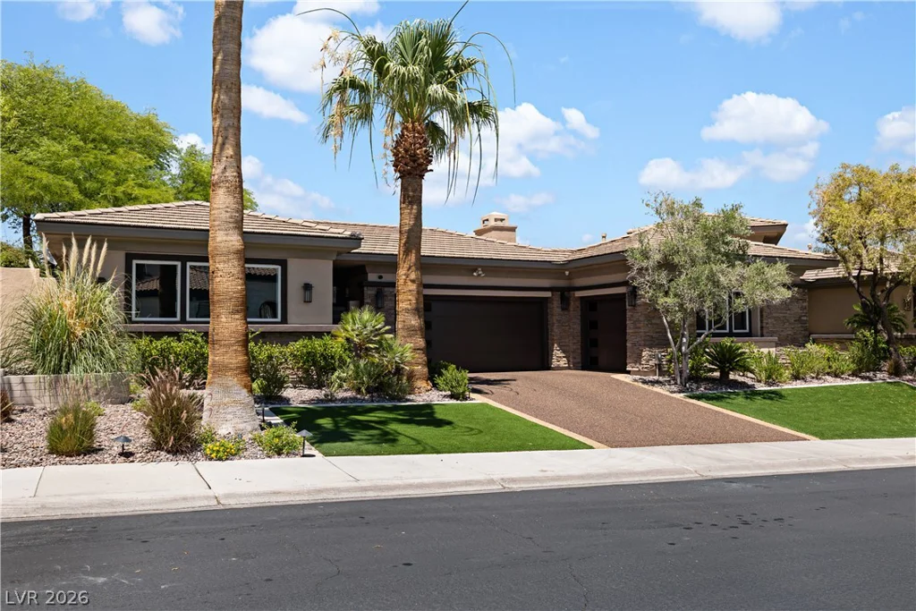 3084 Red Arrow, Las Vegas, NV 89135