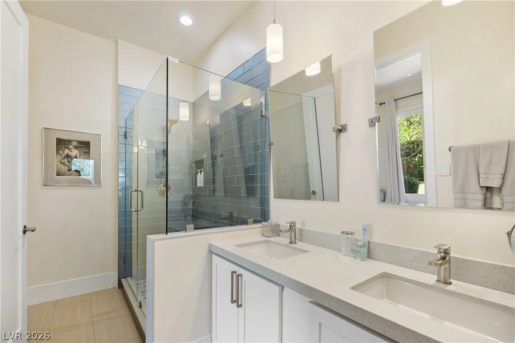 3084 Red Arrow, Las Vegas, NV 89135