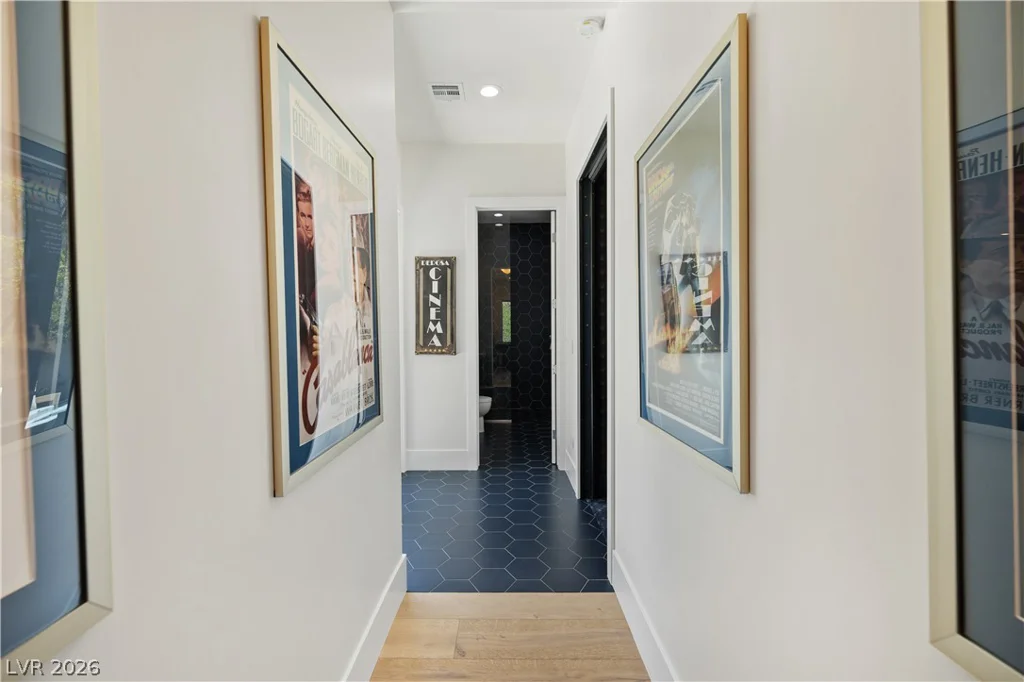 3084 Red Arrow, Las Vegas, NV 89135