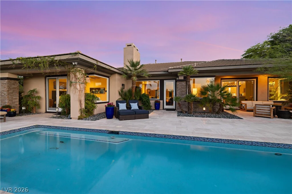 3084 Red Arrow, Las Vegas, NV 89135