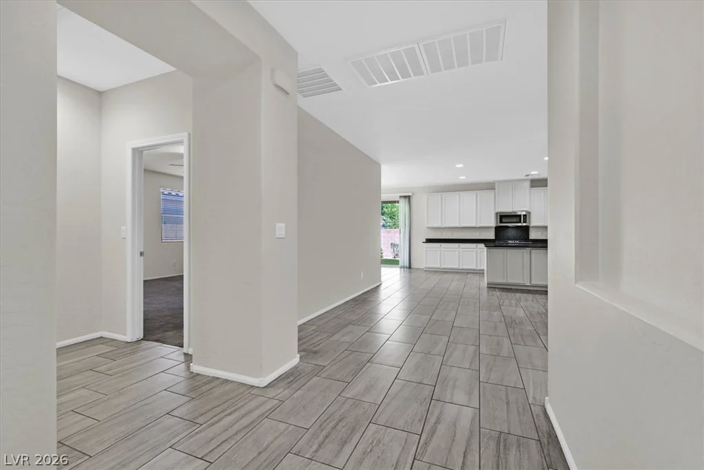 6244 Hambledon Hill, Las Vegas, NV 89113