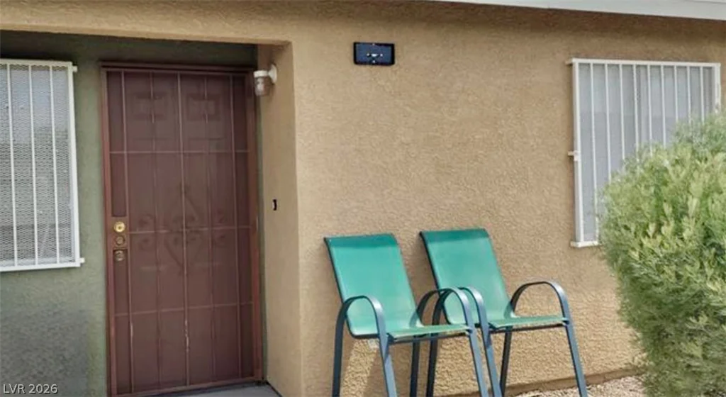 3881 Soda Springs, Las Vegas, NV 89115