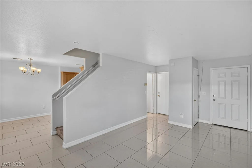 5330 Charleston, Las Vegas, NV 89142