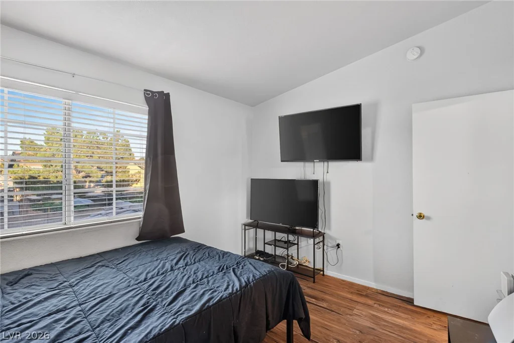 5330 Charleston, Las Vegas, NV 89142