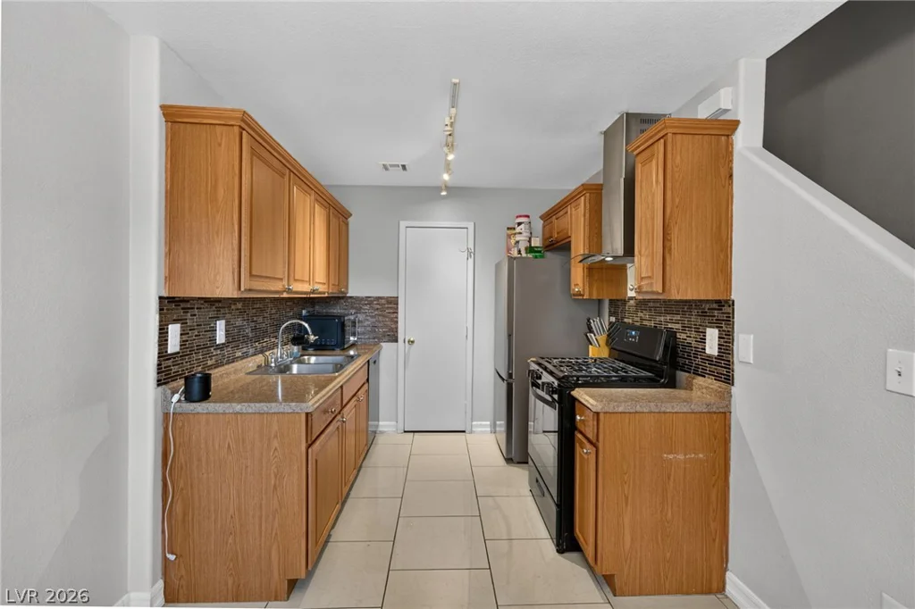 5330 Charleston, Las Vegas, NV 89142