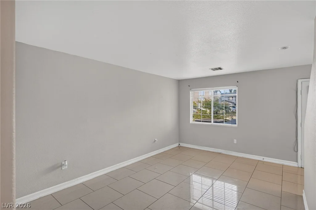 5330 Charleston, Las Vegas, NV 89142
