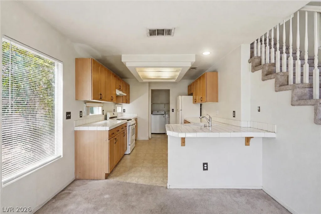 3324 Epson, Las Vegas, NV 89129