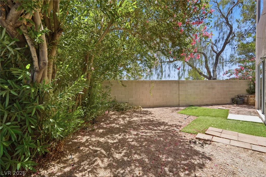 3324 Epson, Las Vegas, NV 89129