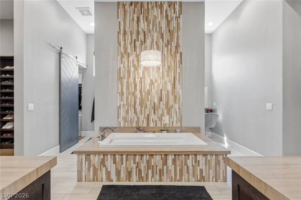 5 Crystal Tree, Henderson, NV 89052