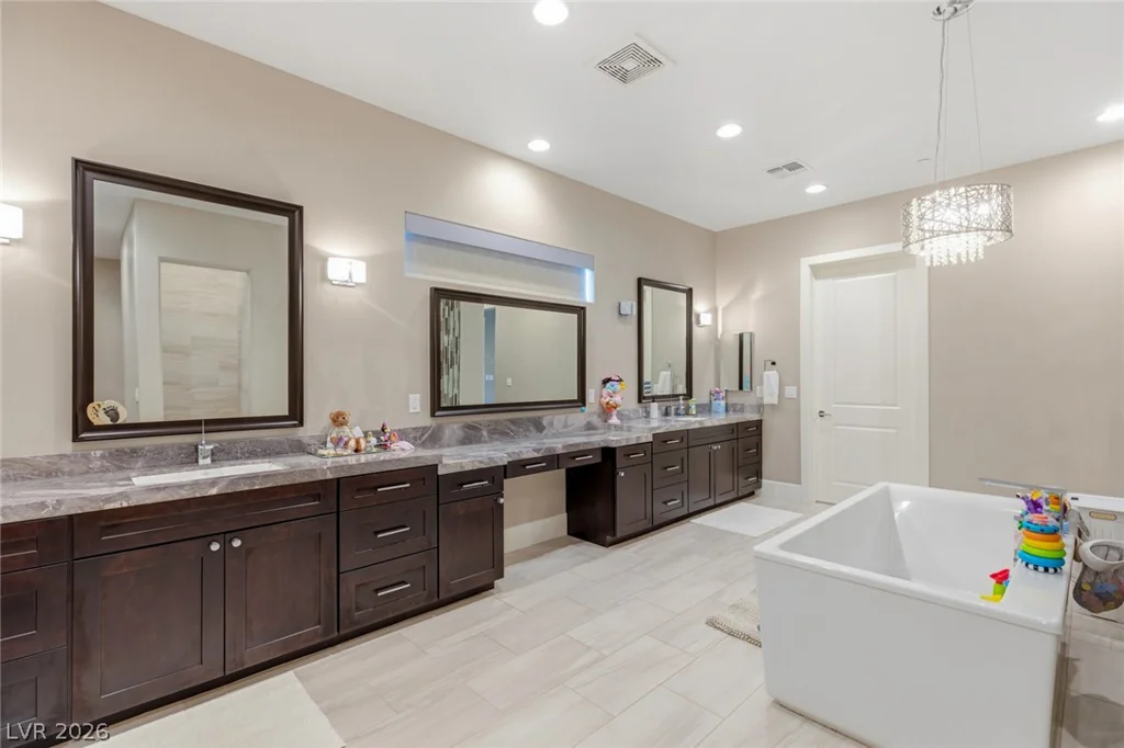 5 Crystal Tree, Henderson, NV 89052