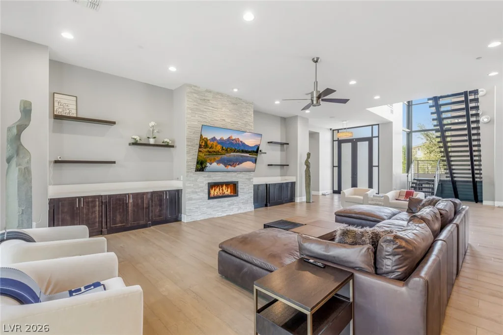 5 Crystal Tree, Henderson, NV 89052