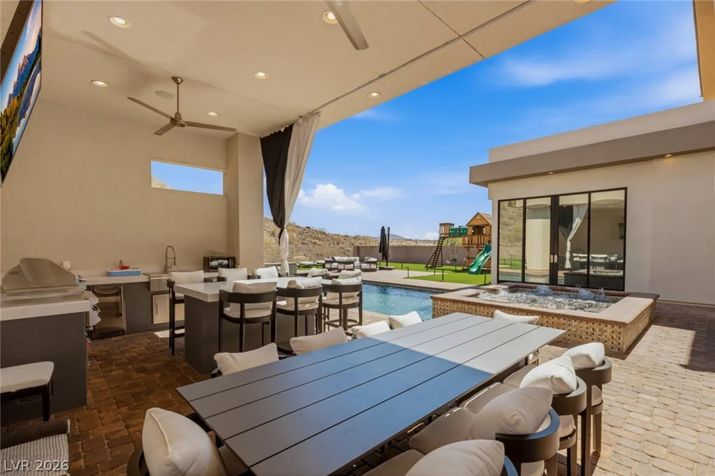5 Crystal Tree, Henderson, NV 89052