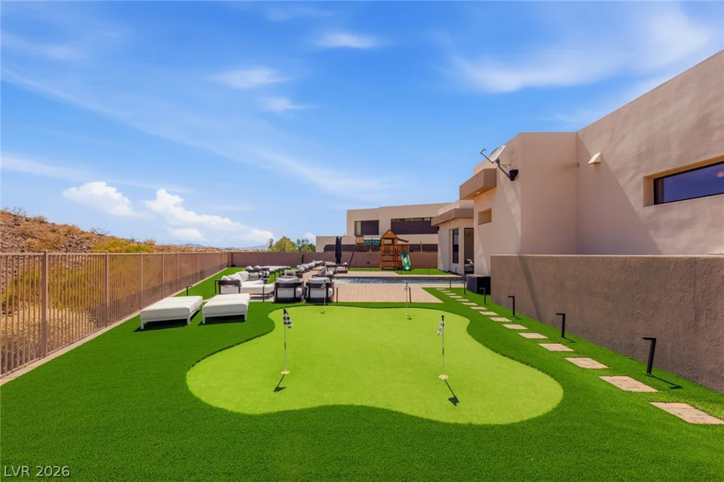 5 Crystal Tree, Henderson, NV 89052
