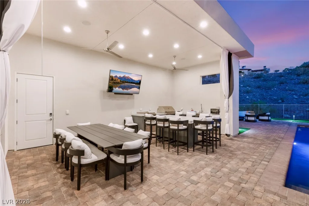 5 Crystal Tree, Henderson, NV 89052