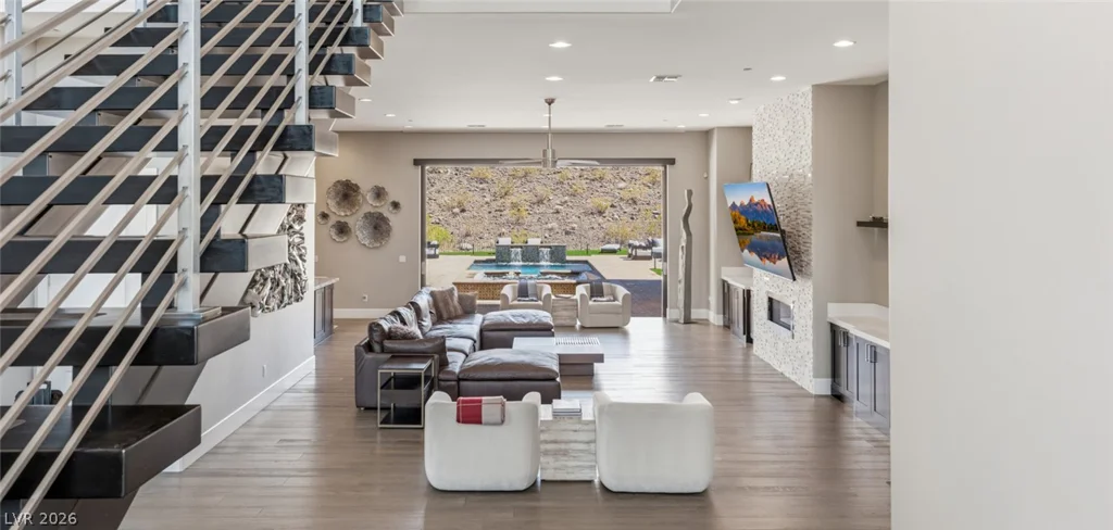 5 Crystal Tree, Henderson, NV 89052