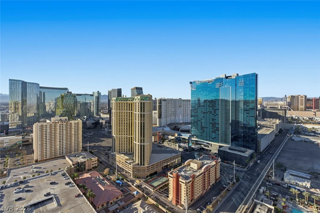 145 Harmon, Las Vegas, NV 89109