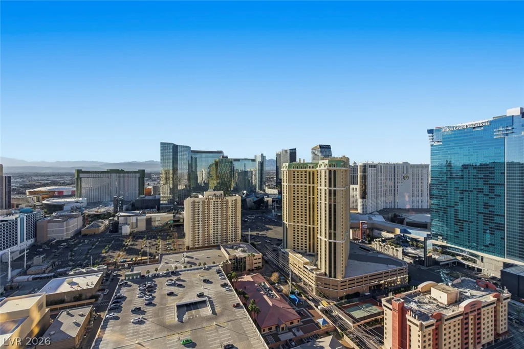 145 Harmon, Las Vegas, NV 89109