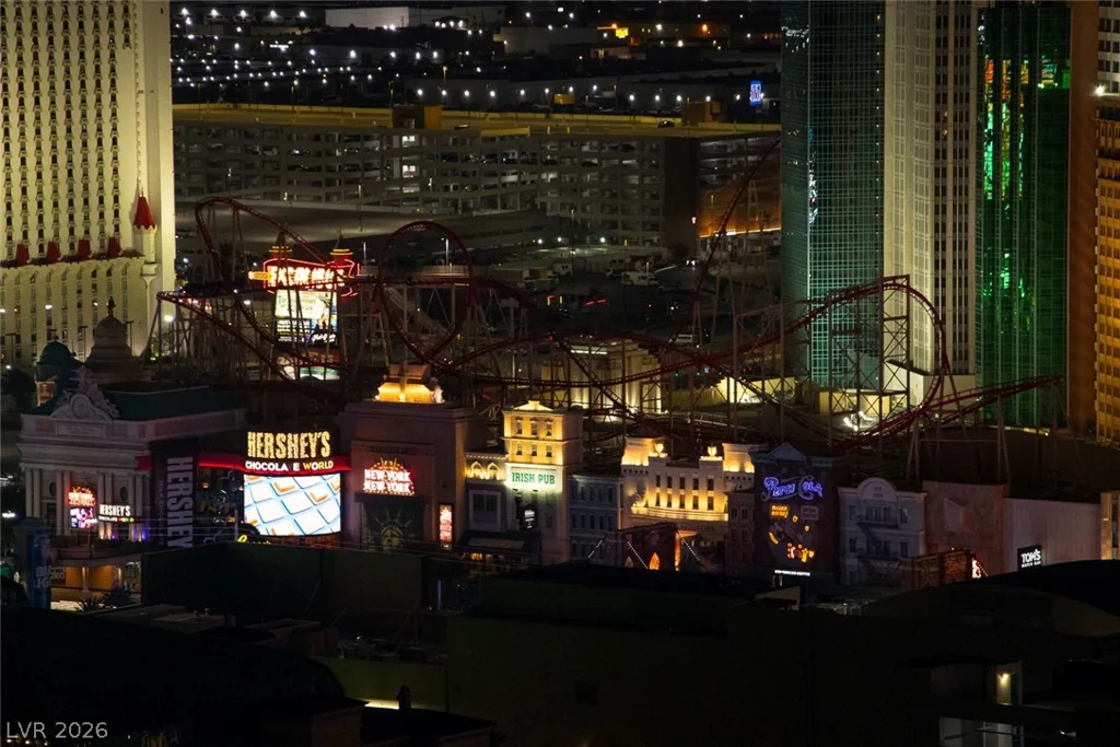 145 Harmon, Las Vegas, NV 89109