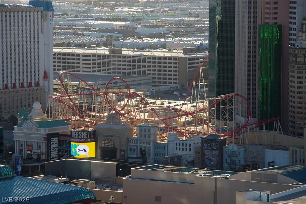 145 Harmon, Las Vegas, NV 89109