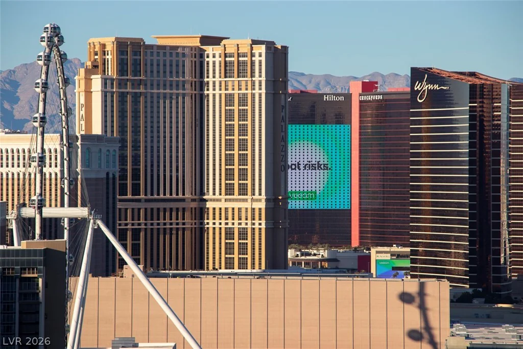 145 Harmon, Las Vegas, NV 89109