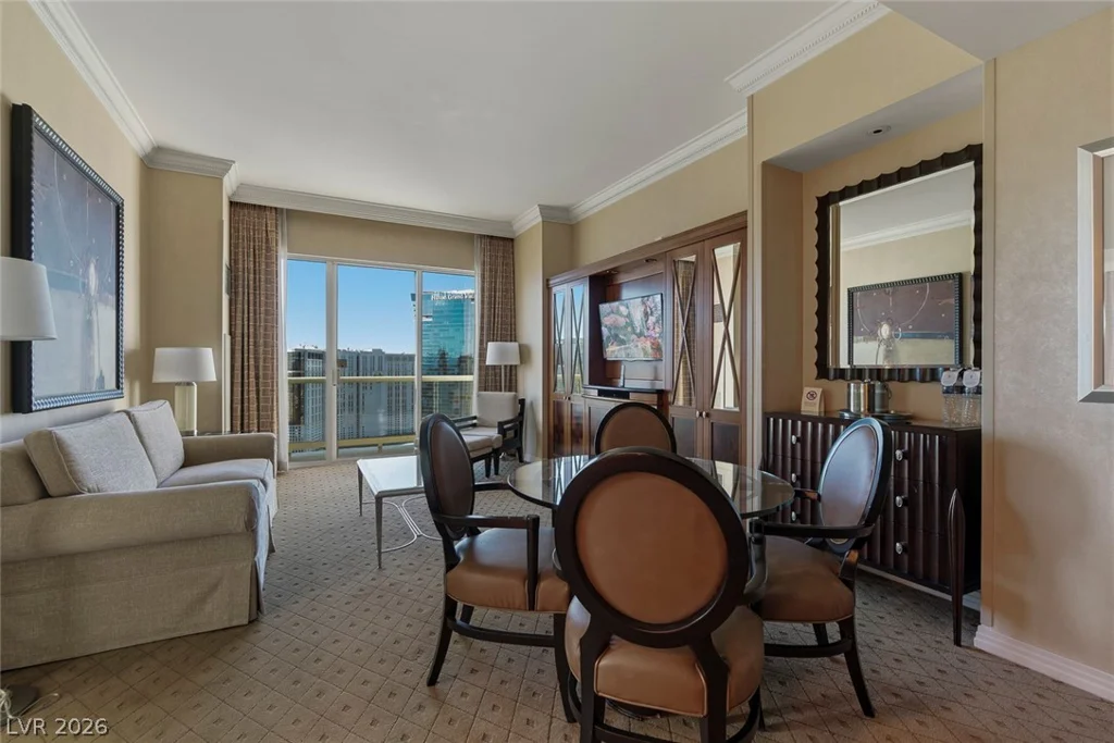 145 Harmon, Las Vegas, NV 89109