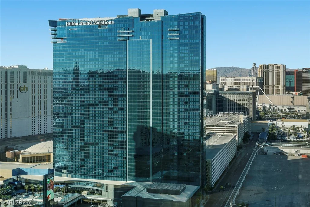 145 Harmon, Las Vegas, NV 89109