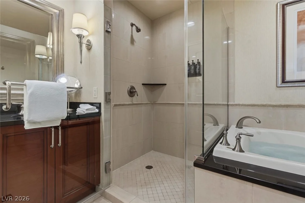 145 Harmon, Las Vegas, NV 89109