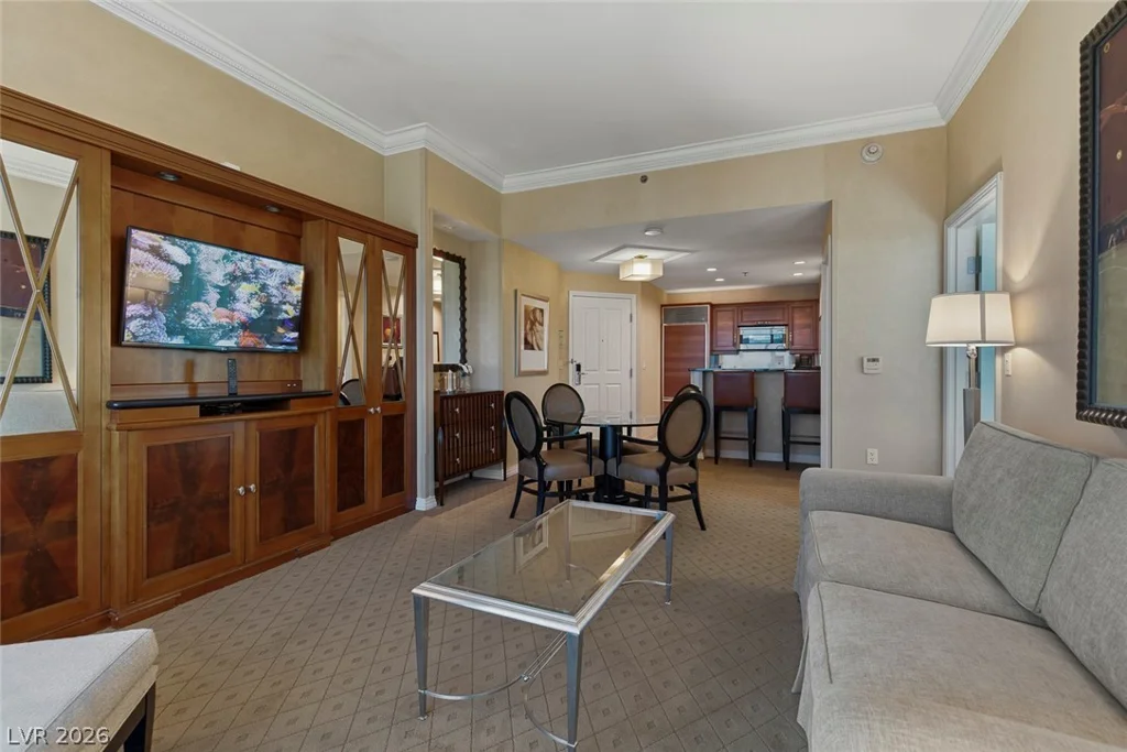 145 Harmon, Las Vegas, NV 89109