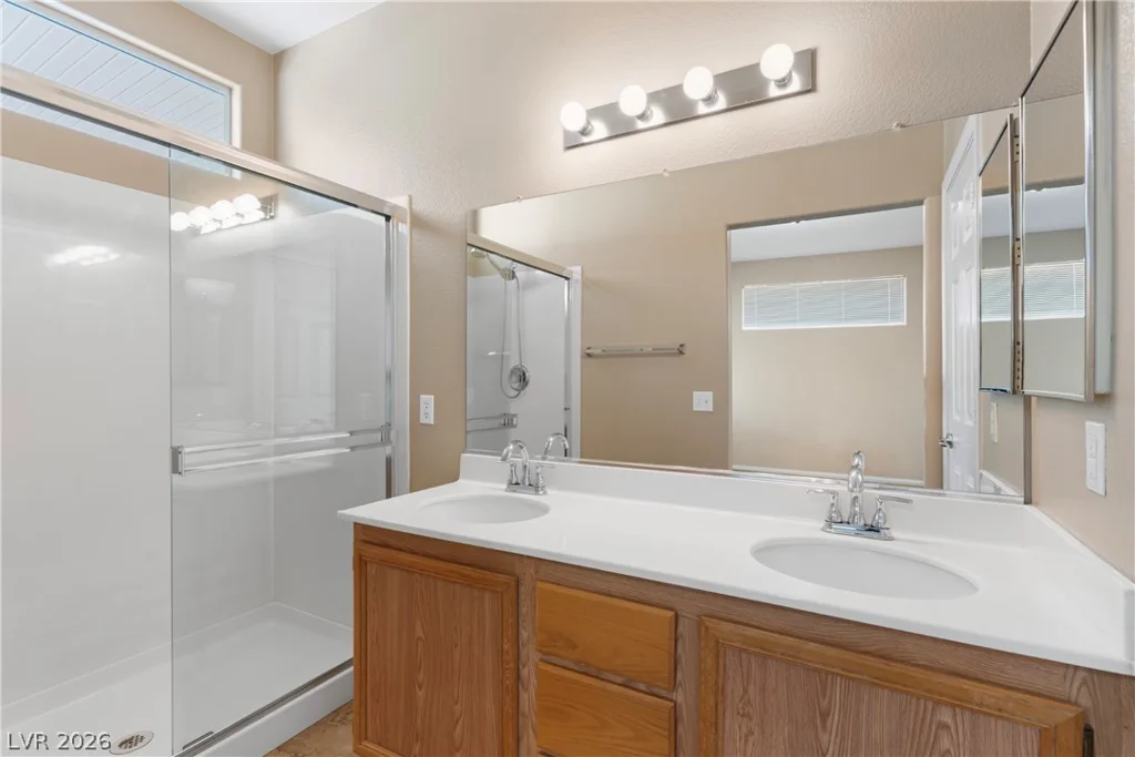 10900 Calistoga Springs, Las Vegas, NV 89144