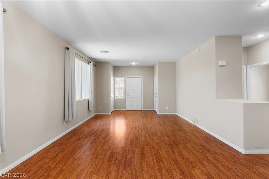 10900 Calistoga Springs, Las Vegas, NV 89144