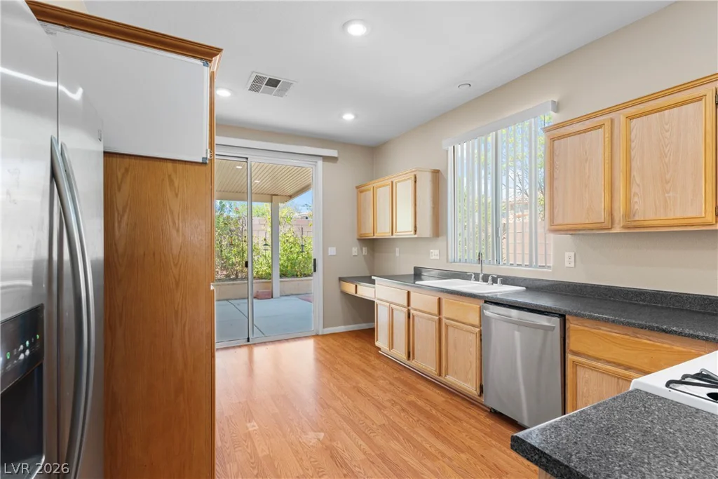 10900 Calistoga Springs, Las Vegas, NV 89144