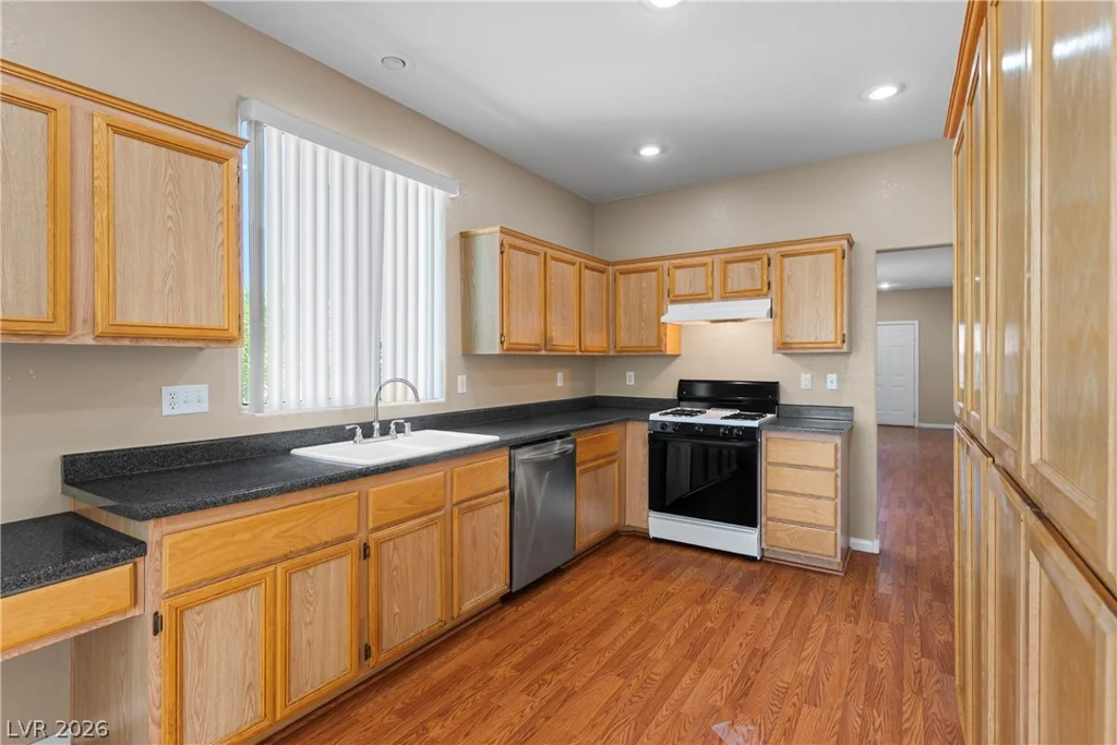 10900 Calistoga Springs, Las Vegas, NV 89144