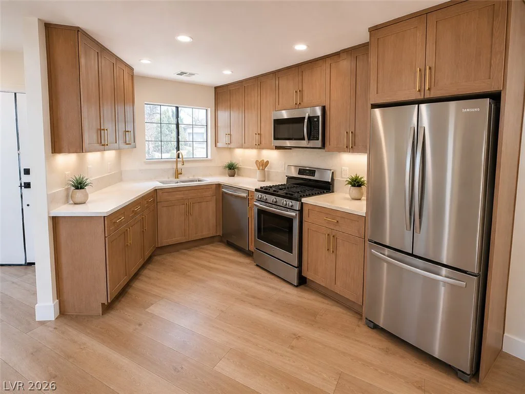 6608 Kirwan Heights, Las Vegas, NV 89108