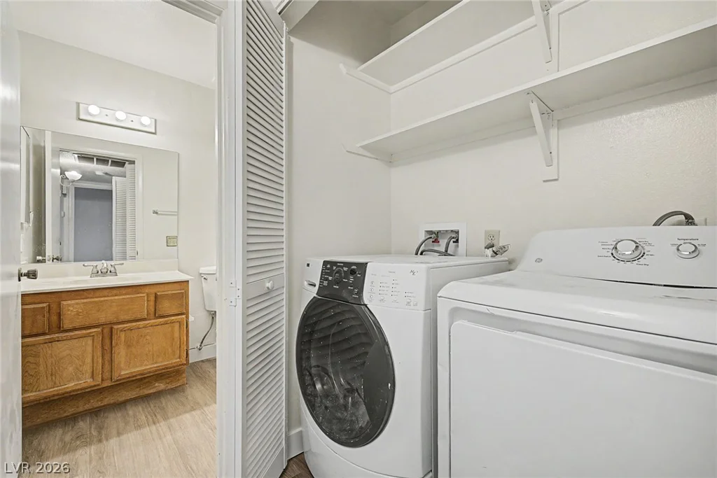 1702 Marathon, Las Vegas, NV 89108