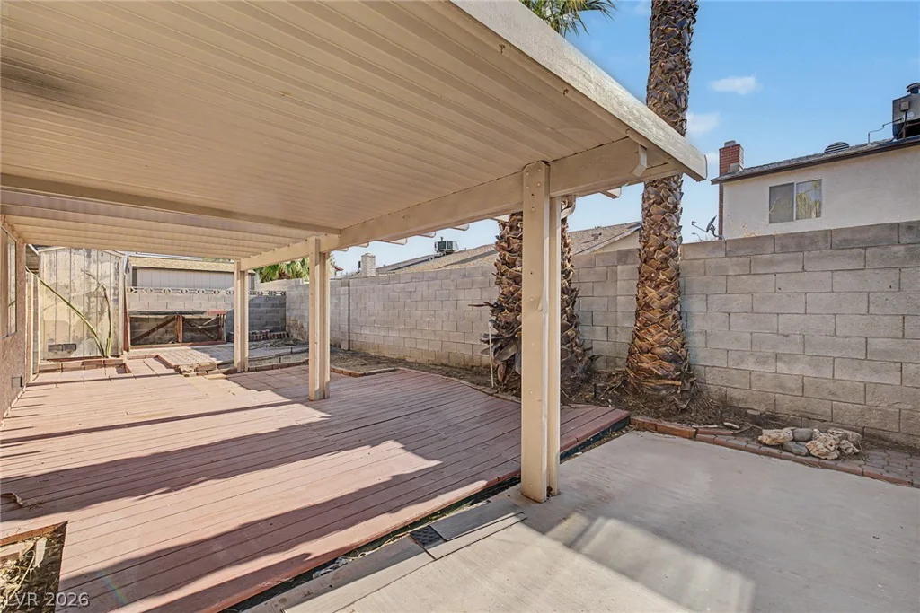 1702 Marathon, Las Vegas, NV 89108