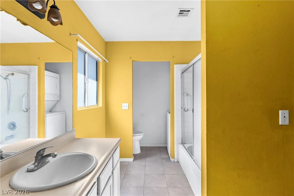 560 Sellers, Henderson, NV 89011