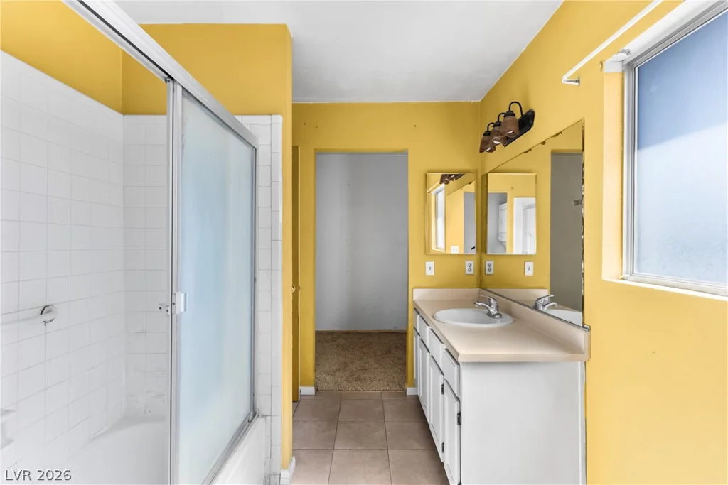 560 Sellers, Henderson, NV 89011