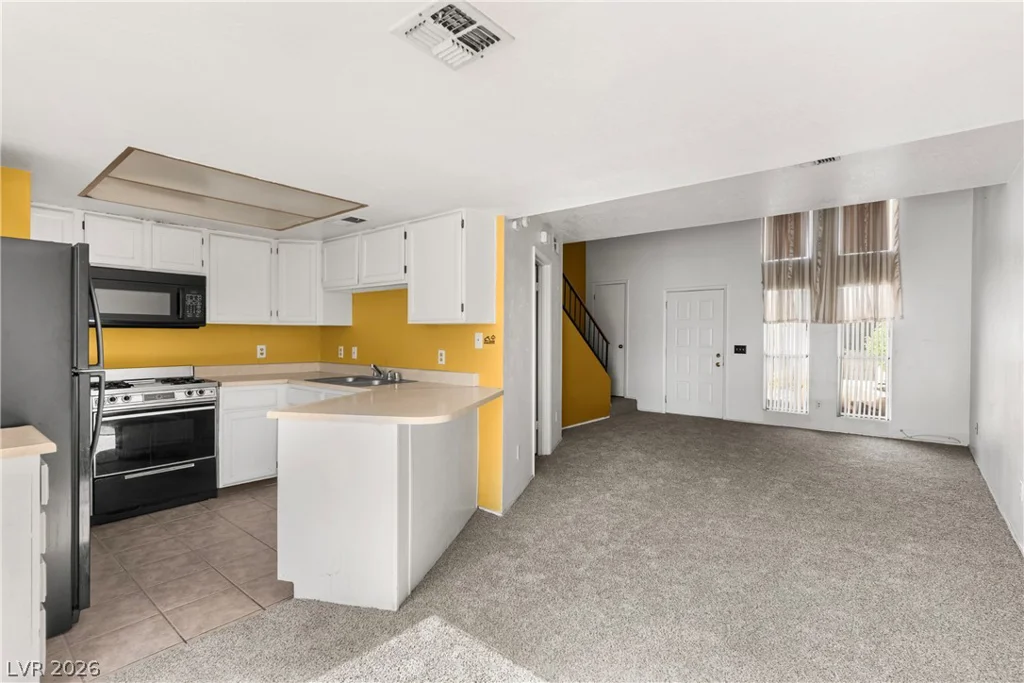 560 Sellers, Henderson, NV 89011