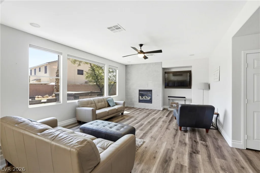 8834 Arroyo Azul, Las Vegas, NV 89131