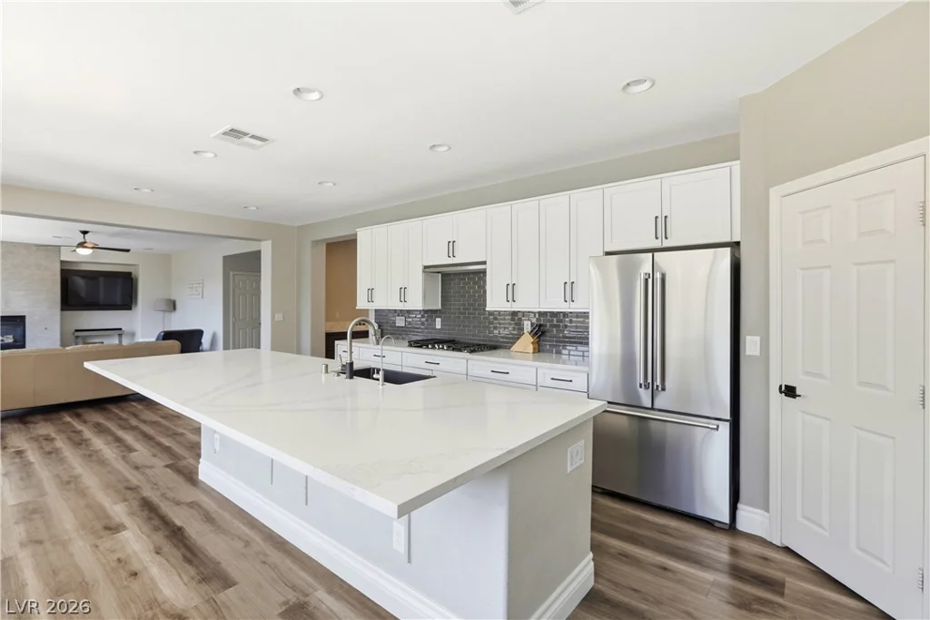 8834 Arroyo Azul, Las Vegas, NV 89131