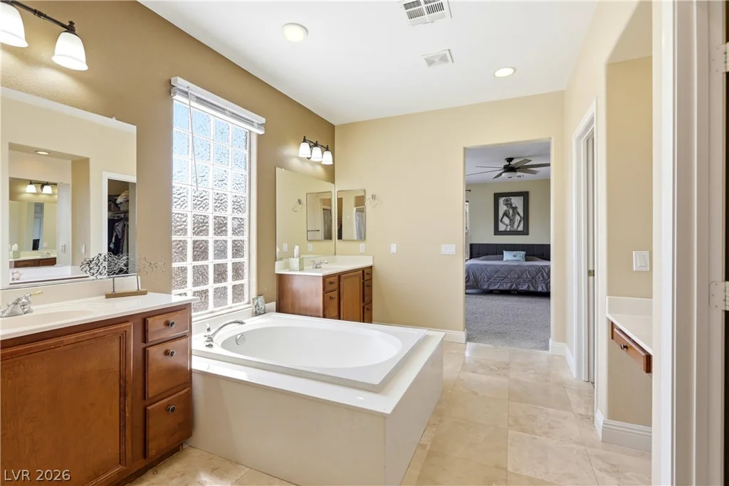 8834 Arroyo Azul, Las Vegas, NV 89131