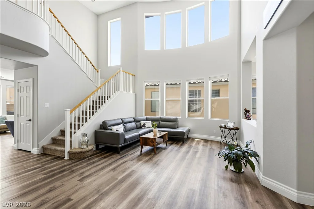 8834 Arroyo Azul, Las Vegas, NV 89131
