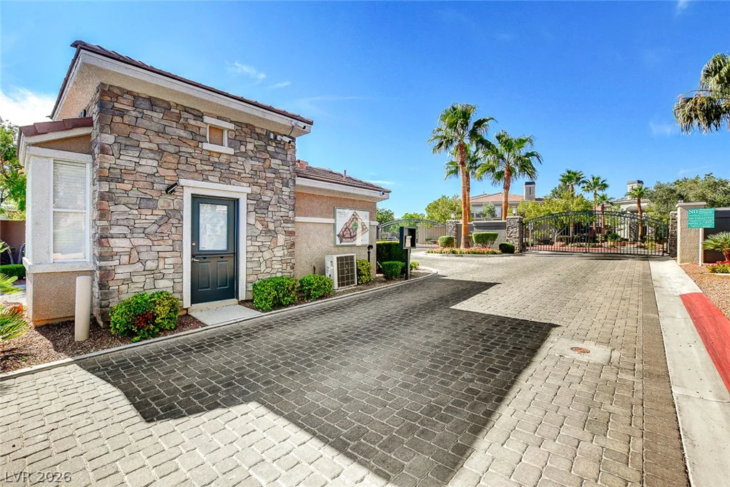 10809 Garden Mist, Las Vegas, NV 89135