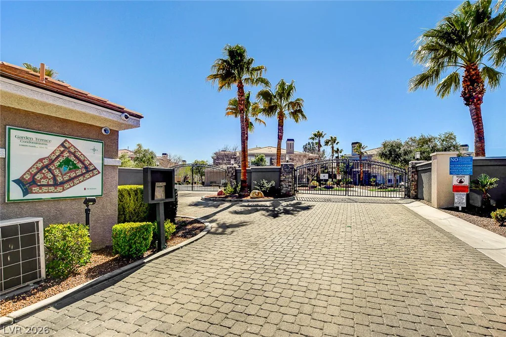 10809 Garden Mist, Las Vegas, NV 89135