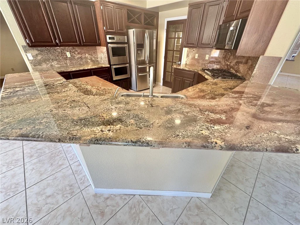 8240 Tivoli Cove, Las Vegas, NV 89128