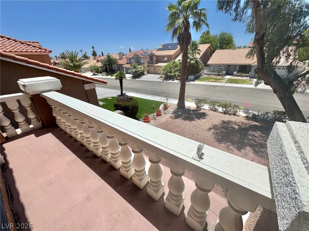 8240 Tivoli Cove, Las Vegas, NV 89128