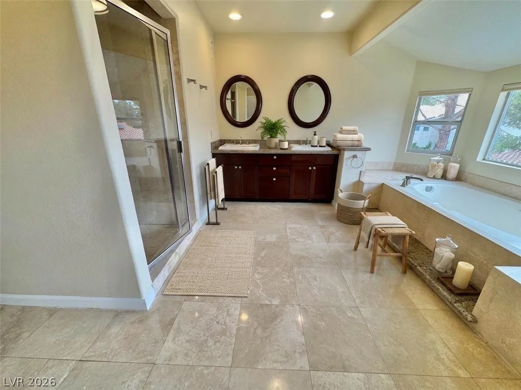 8240 Tivoli Cove, Las Vegas, NV 89128