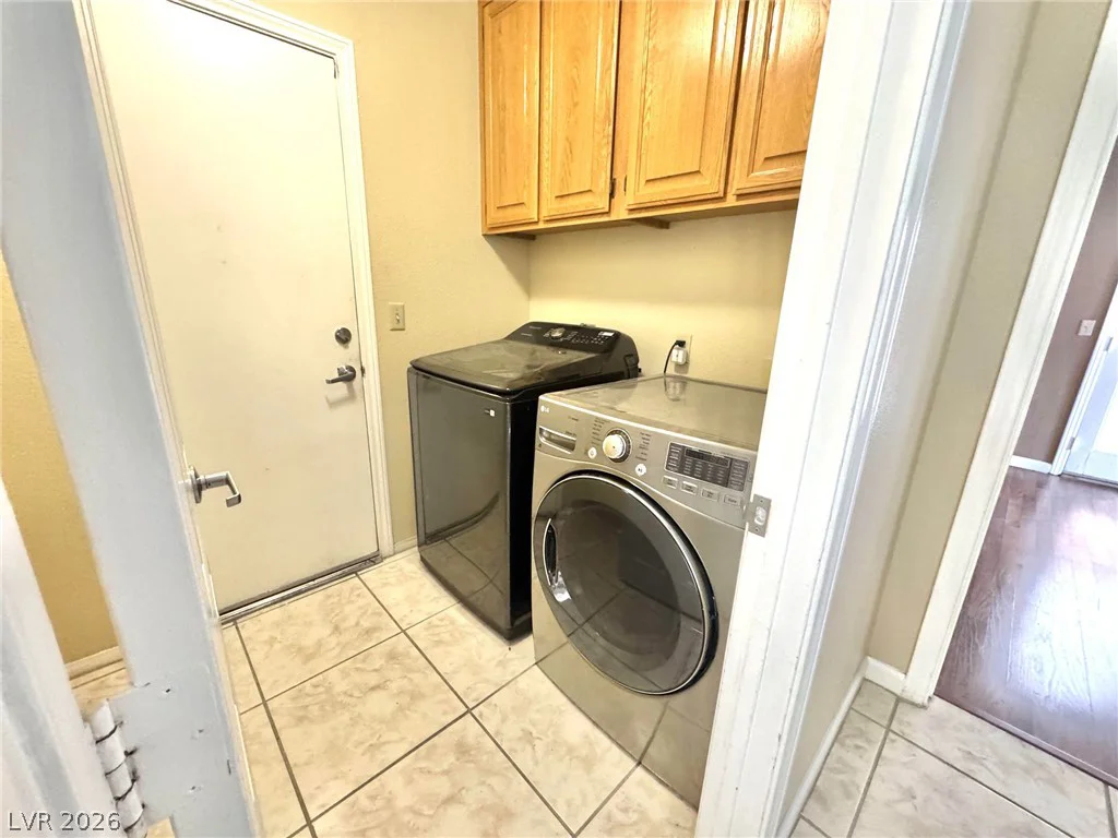 8240 Tivoli Cove, Las Vegas, NV 89128