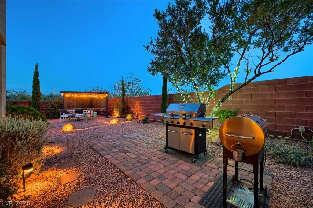 10507 Ardsley, Las Vegas, NV 89135