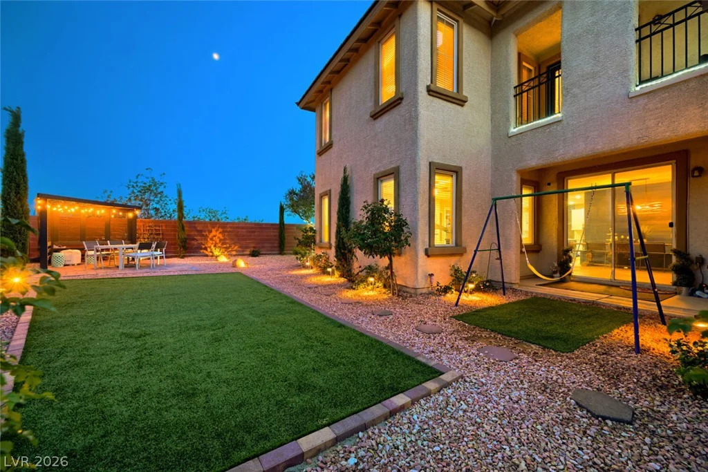 10507 Ardsley, Las Vegas, NV 89135
